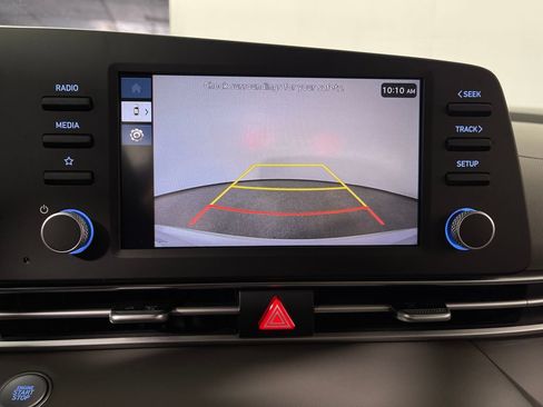 Used 2025 Hyundai Elantra Hybrid FWD image 23