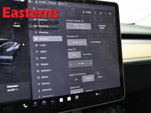 Used 2023 Tesla Model 3 Standard Range image 17