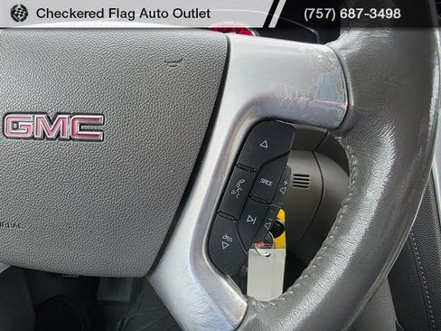 Used 2017 GMC Acadia Limited SLT image 16
