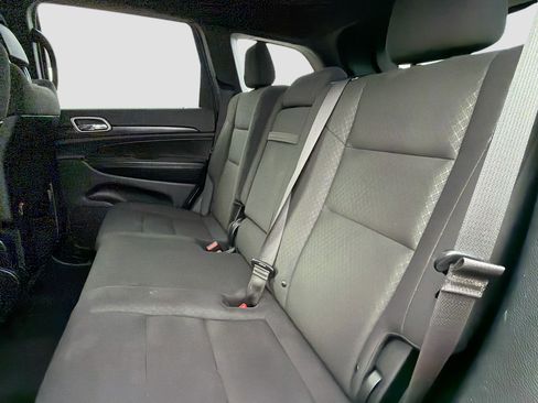 Used 2020 Jeep Grand Cherokee Laredo image 18