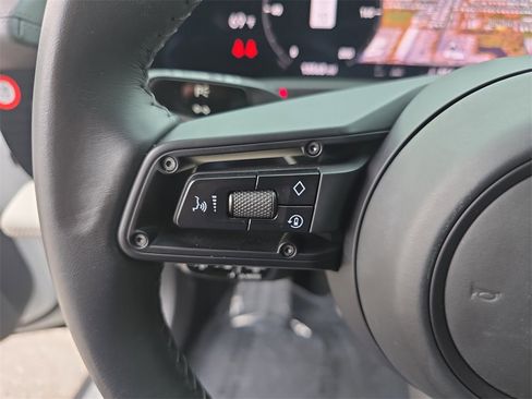 Used 2023 Porsche Taycan 4S image 37