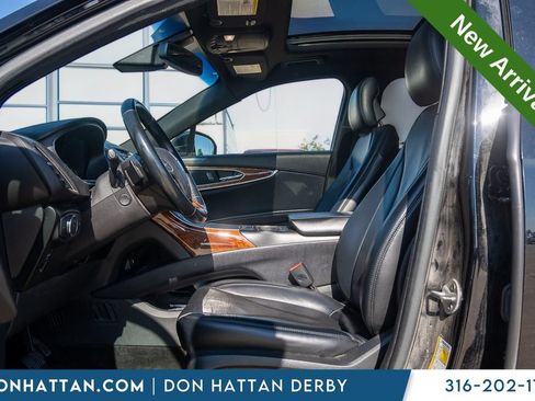 Used 2018 Lincoln MKX Reserve w/ Lincoln MKX Climate Package AWD/4WD image 2
