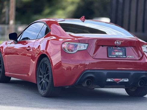 Used 2016 Scion FR-S image 7