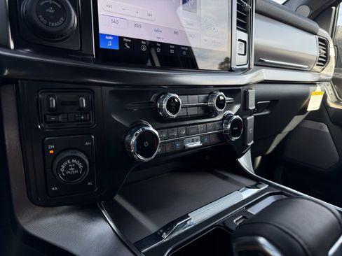 New 2025 Ford F150 Platinum image 18