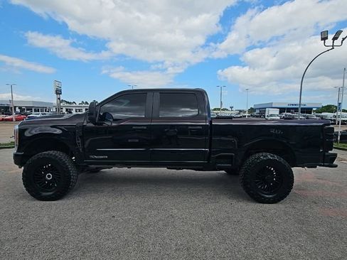 Used 2023 Ford F250 XL w/ STX Appearance Package image 4