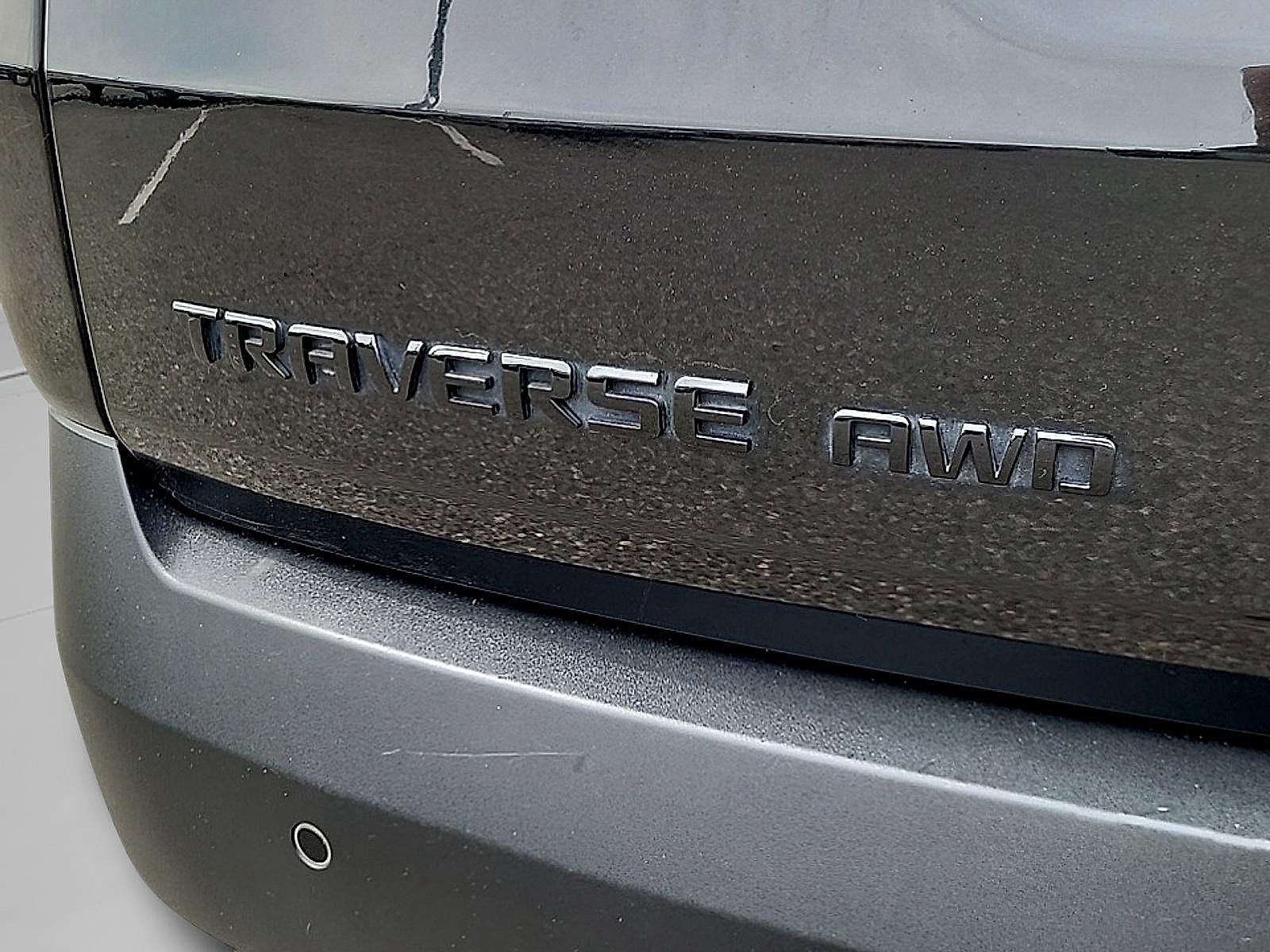 Used 2023 Chevrolet Traverse RS w/ LPO, Floor Liner Package AWD/4WD image 31