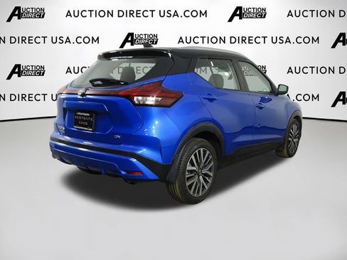 Used 2023 Nissan Kicks SV FWD image 37