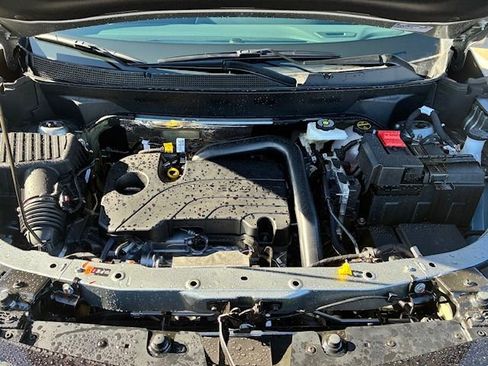 New 2026 Chevrolet Equinox RS AWD/4WD image 6