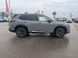 New 2026 Nissan Rogue Platinum w/ Platinum Premium Package AWD/4WD video 2