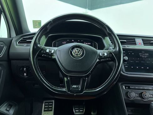 Used 2020 Volkswagen Tiguan SEL Premium R-Line AWD/4WD image 21