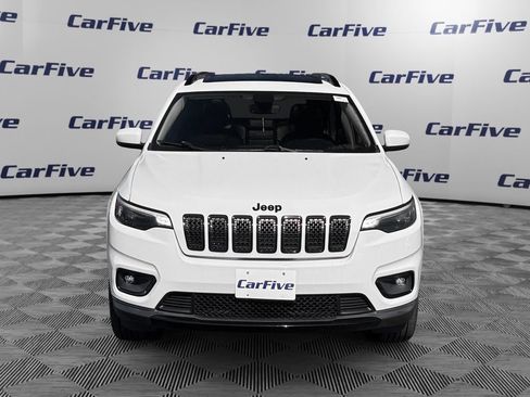 Used 2019 Jeep Cherokee Latitude Plus AWD/4WD image 9