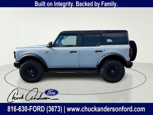 New 2026 Ford Bronco Badlands AWD/4WD image 4
