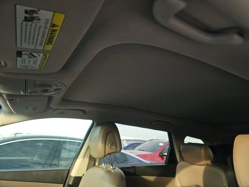 Used 2017 Hyundai Santa Fe Limited image 17