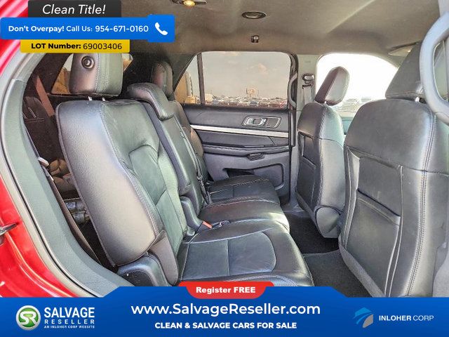 Used 2018 Ford Explorer XLT w/ Equipment Group 202A AWD/4WD image 15