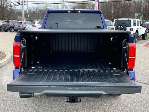 Used 2024 Toyota Tacoma TRD Sport image 30