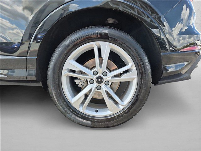 Used 2024 Audi Q3 2.0T Premium Plus AWD/4WD image 25