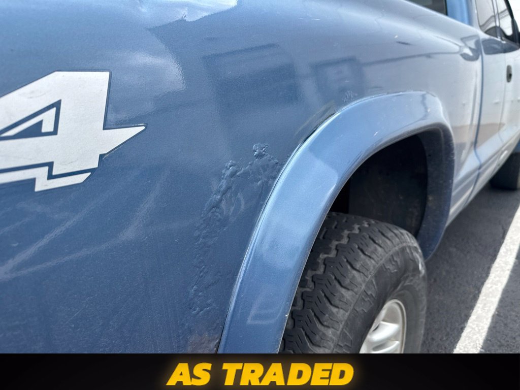 Used 2004 Dodge Dakota Sport w/ Deluxe Convenience Group AWD/4WD image 11