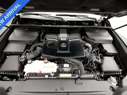 Used 2022 Lexus LX 600 4WD w/ Accessory Package (Z1) image 42