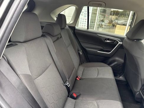Used 2024 Toyota RAV4 XLE AWD/4WD image 28