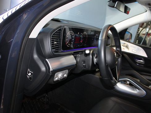 Used 2025 Mercedes-Benz GLE 450 4MATIC image 15