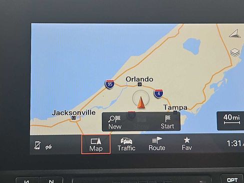 Used 2017 Porsche Macan image 20