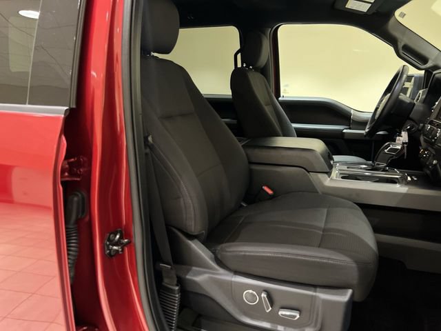 Used 2015 Ford F150 XLT w/ Equipment Group 302A Luxury AWD/4WD image 22