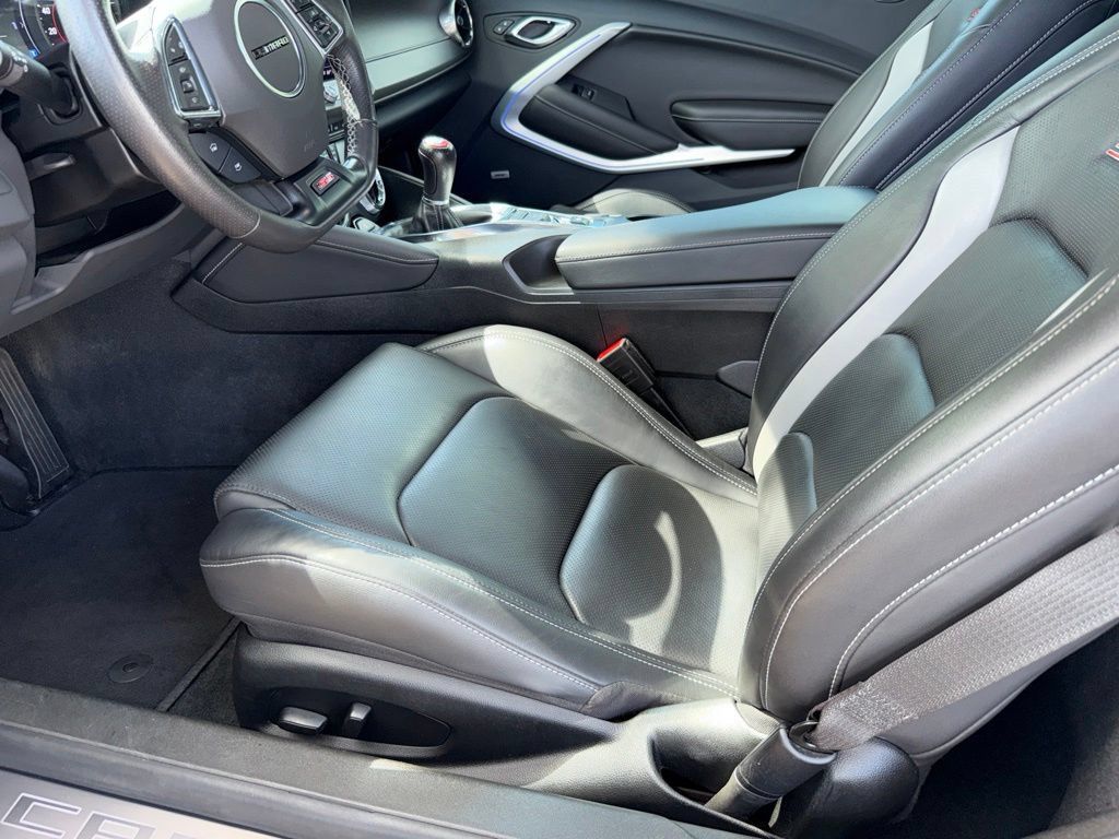 Used 2023 Chevrolet Camaro SS RWD image 17