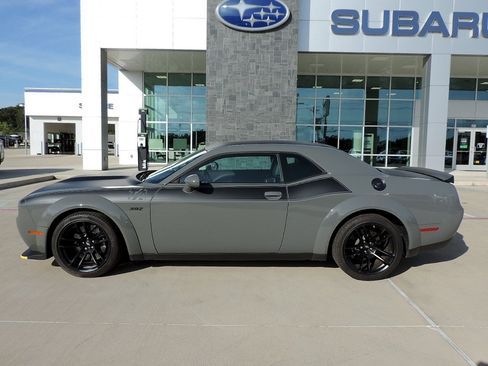 Used 2023 Dodge Challenger R/T Scat Pack RWD image 8
