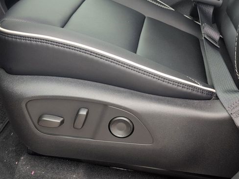 New 2026 GMC Acadia Denali FWD image 14