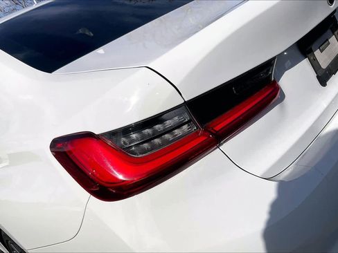 Used 2020 BMW 330i Sedan w/ Convenience Package image 30