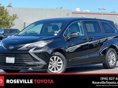 Used 2022 Toyota Sienna LE