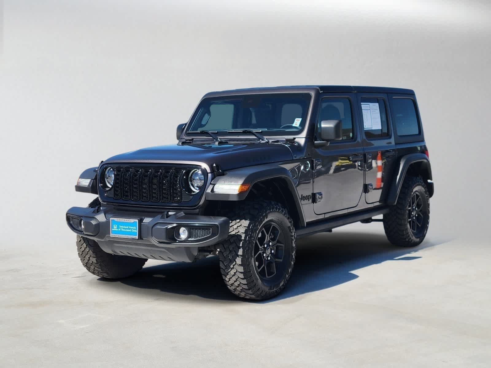 Used 2025 Jeep Wrangler Unlimited Sport AWD/4WD image 7