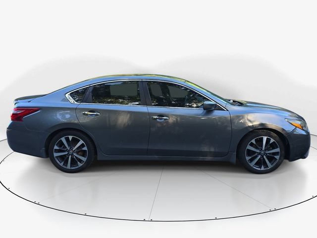Used 2016 Nissan Altima 2.5 SR FWD image 5