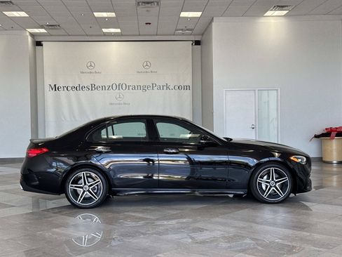 Used 2024 Mercedes-Benz C 300 Sedan image 3