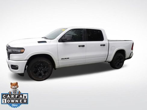 Used 2025 RAM 1500 Big Horn RWD image 9