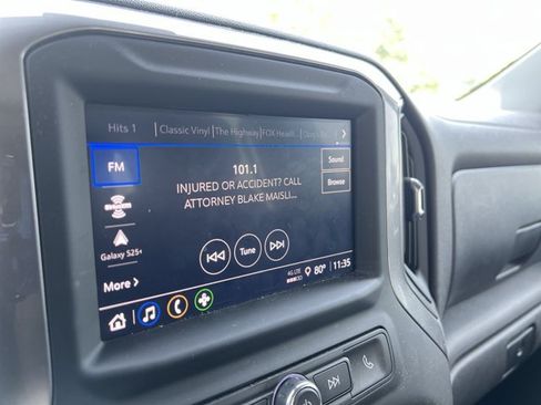 Used 2024 Chevrolet Silverado 1500 Custom Trail Boss w/ LPO, Dark Essentials Package AWD/4WD image 13