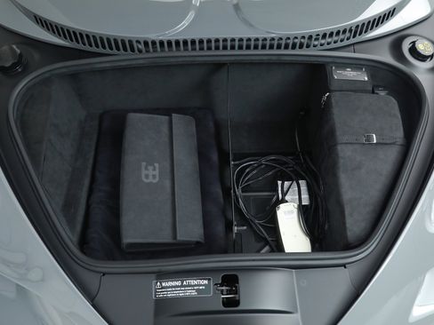 Used 2024 Bugatti Chiron Super Sport image 60