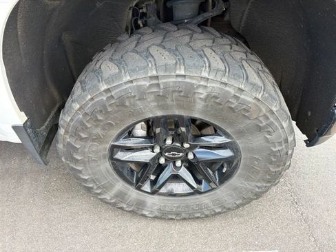 Used 2021 Chevrolet Silverado 1500 Custom Trail Boss w/ LPO, Dark Essentials Package AWD/4WD image 25