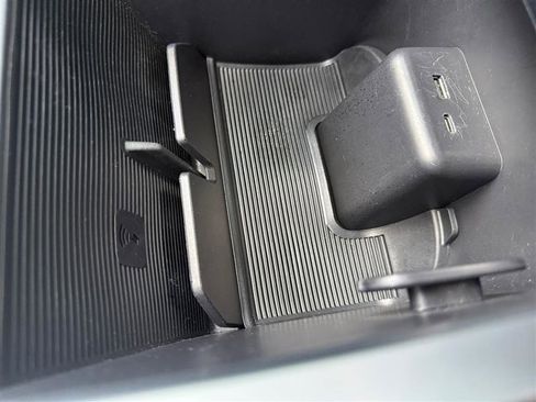 Used 2023 Lucid Air Grand Touring image 27