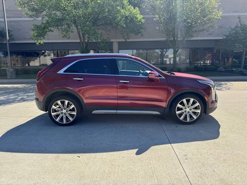 Used 2019 Cadillac XT4 Premium Luxury w/ Enhanced Visibility Package AWD/4WD image 10