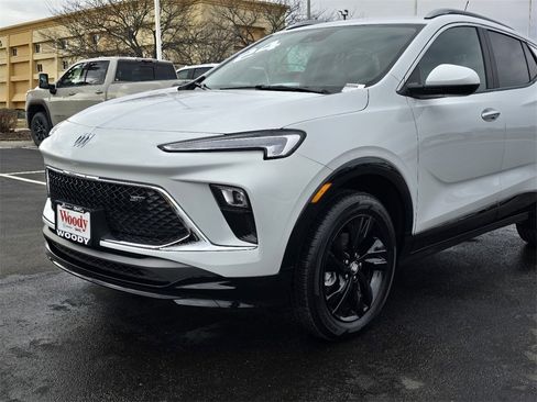 Certified 2024 Buick Encore GX Sport Touring w/ Comfort Package image 10