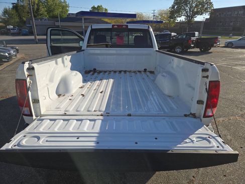 Used 2012 RAM 2500 SLT w/ Luxury Group AWD/4WD image 23