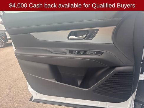 New 2026 Nissan Murano SL image 11