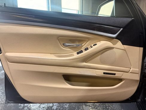 Used 2013 BMW 535i xDrive Sedan AWD/4WD image 10