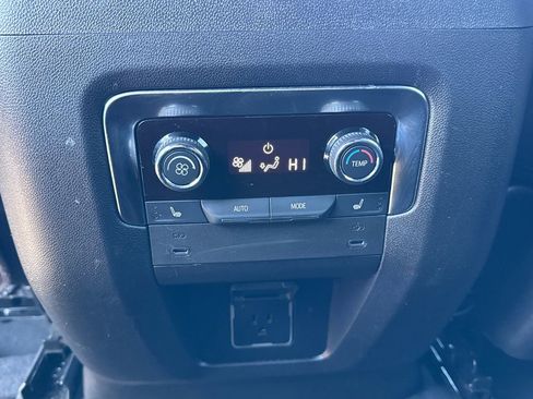 Used 2025 Chevrolet Tahoe Premier image 26