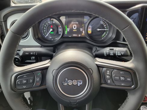 Used 2025 Jeep Wrangler Unlimited Sport S 4xe image 8