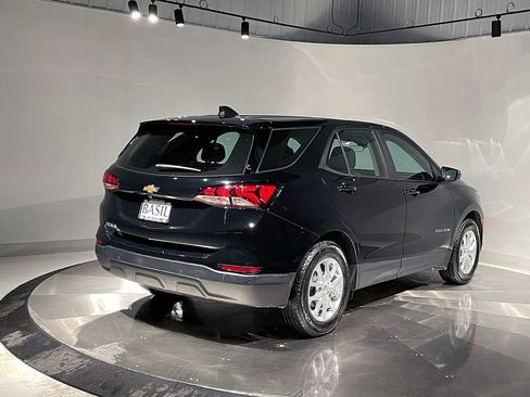 Used 2024 Chevrolet Equinox LS w/ Driver Confidence II Package image 11