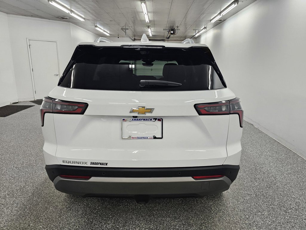 Used 2025 Chevrolet Equinox LT w/ Convenience Package II FWD image 6