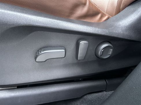 Used 2020 Subaru Ascent Touring w/ Popular Package #3 image 17