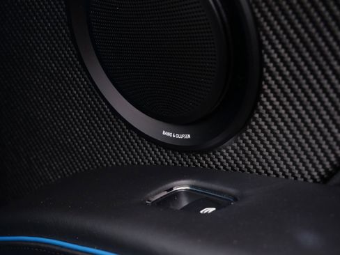 Used 2020 Aston Martin DBS Superleggera Volante image 30